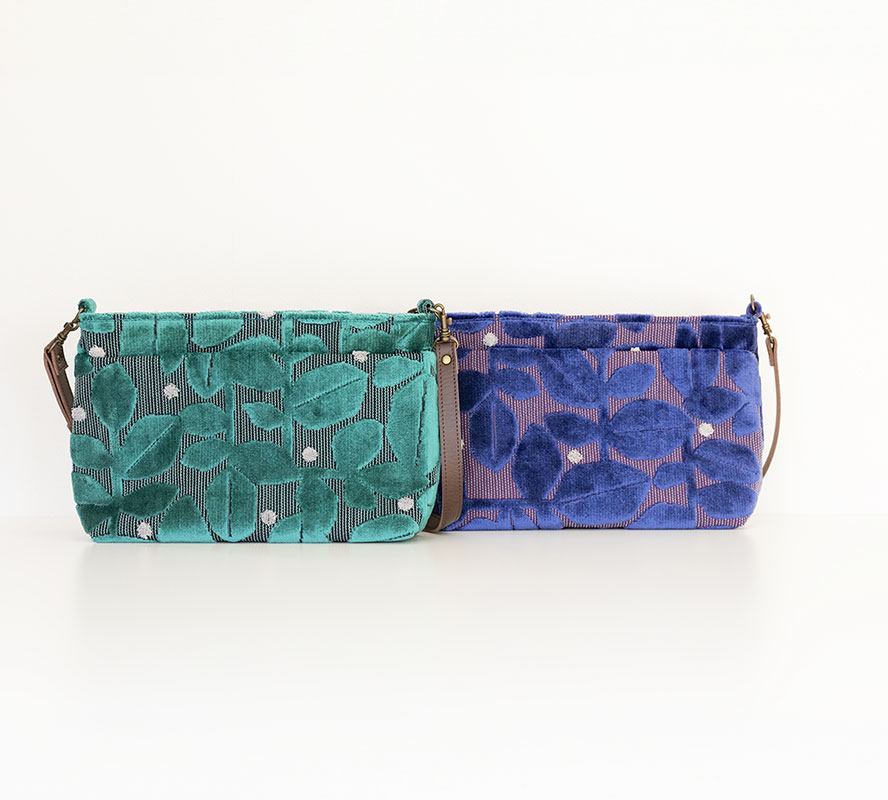 亥之吉ファスナーポシェットモケットはっぱドット