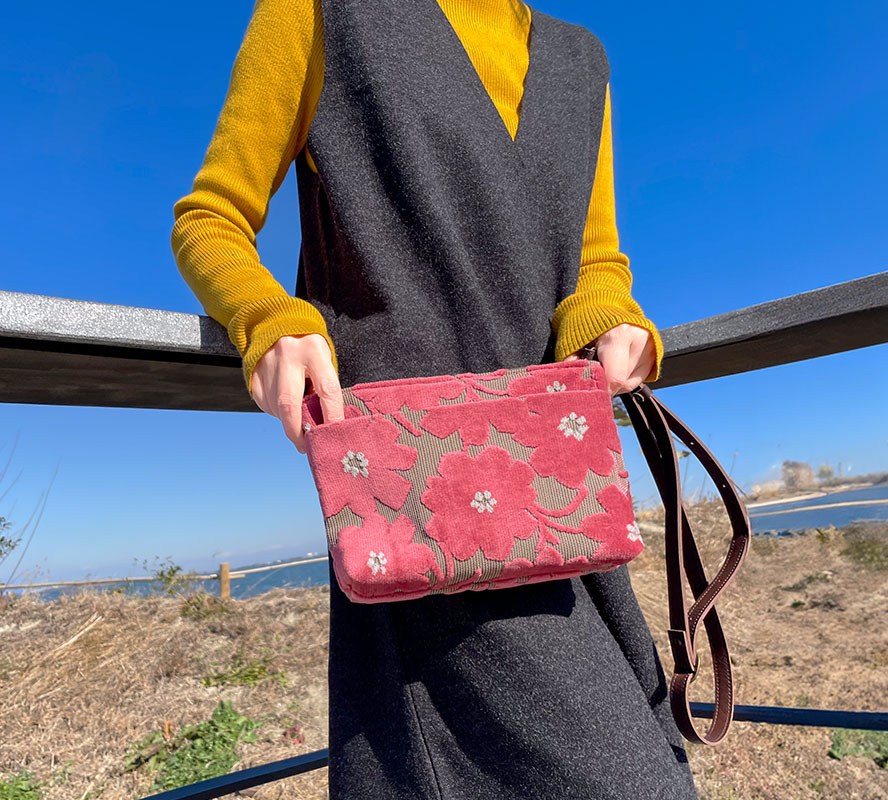 亥之吉ファスナーポシェットモケットマーガレットローズ